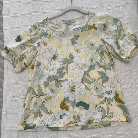 Mixed media flowy top - Picture 3 of 3